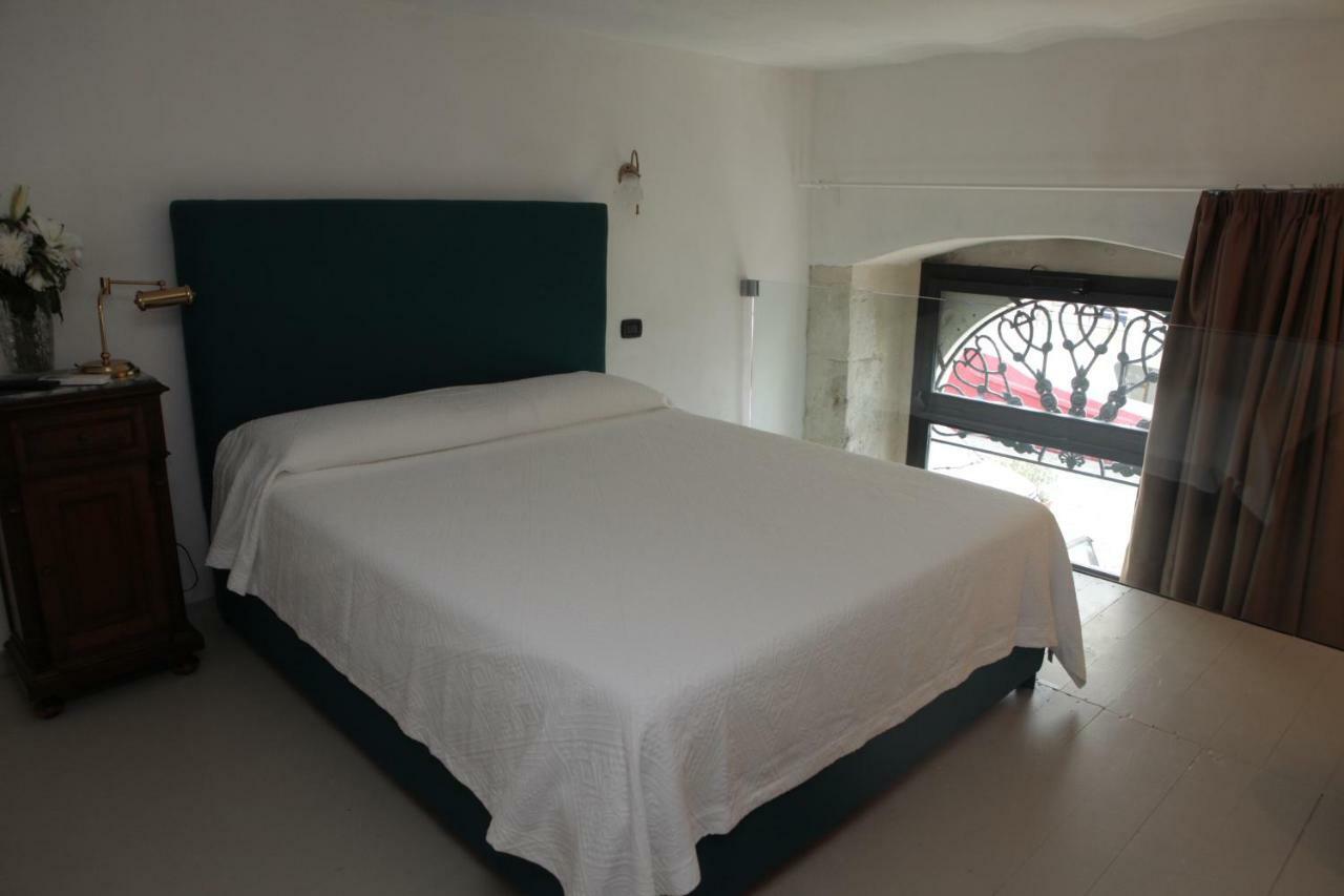 La Casa Sulla Darsena Daire Siraküza Dış mekan fotoğraf